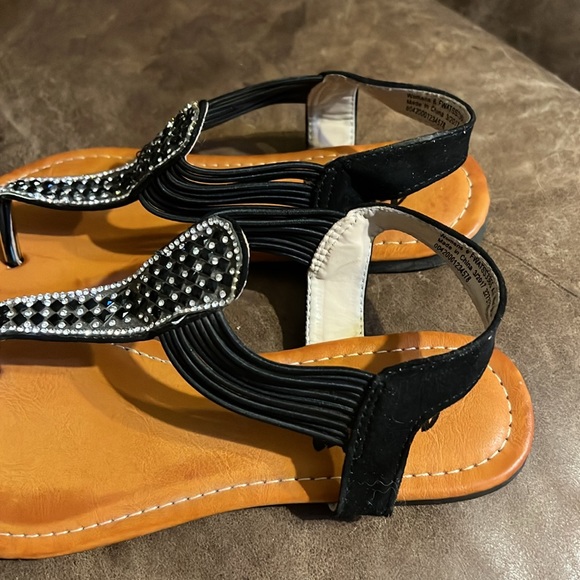 Sandals Austin trading co. Size 6 fancy beaded top with leather and elastic - Picture 7 of 8